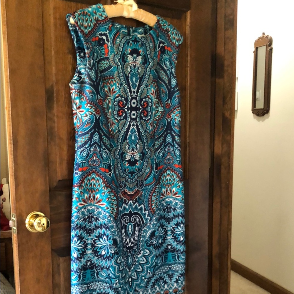 Sleeveless Teal Paisley Maxi Dress - Vibrant Blue-Green Print